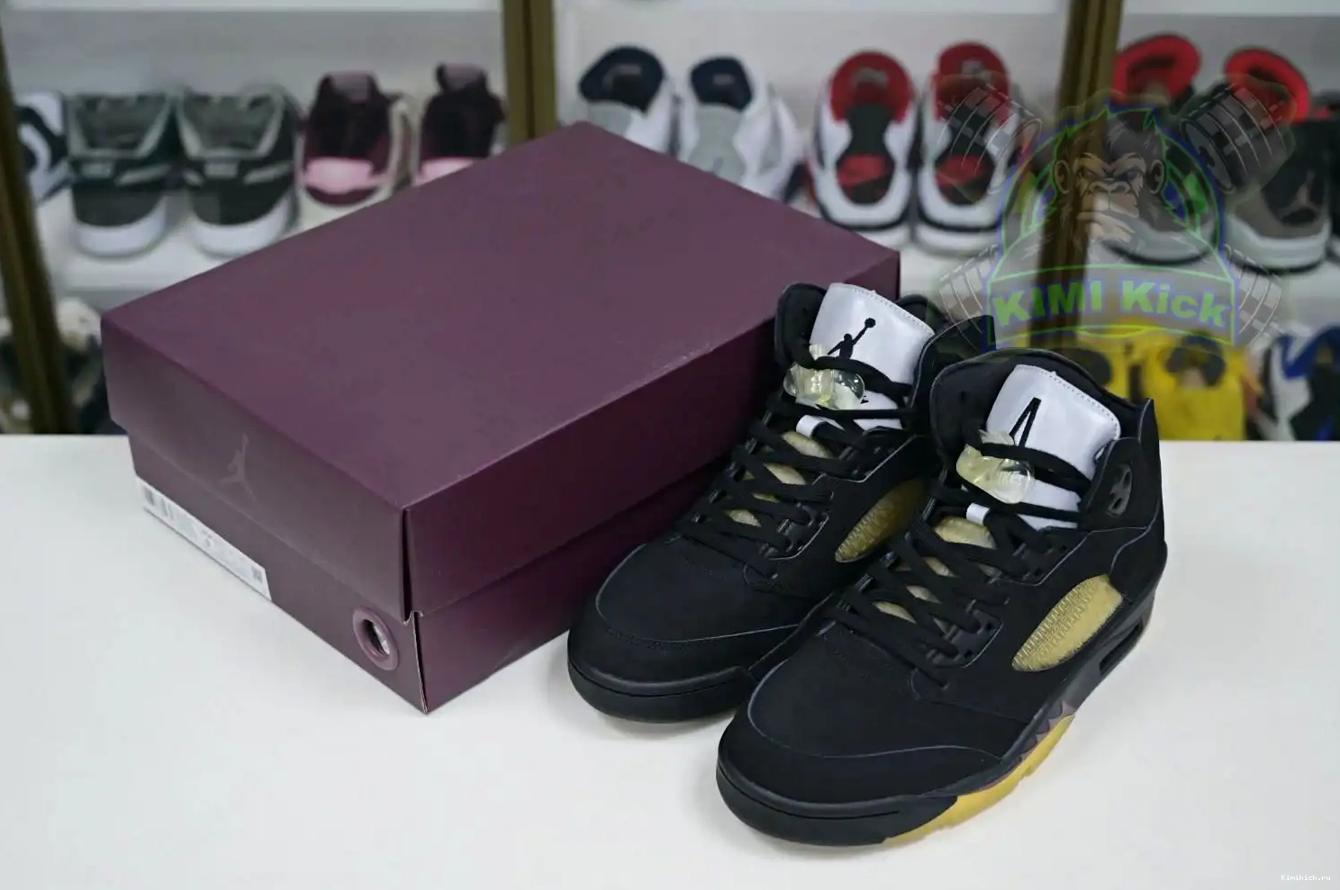 x MANIÉRE 5 Jordan Kimikick A Air MA 0510